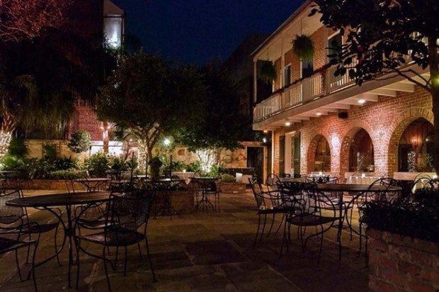 Broussard's Patio, Top Patio Restaurants in New Orleans